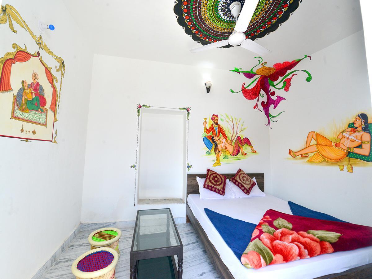 L G Guest House ジョードプル 部屋 写真