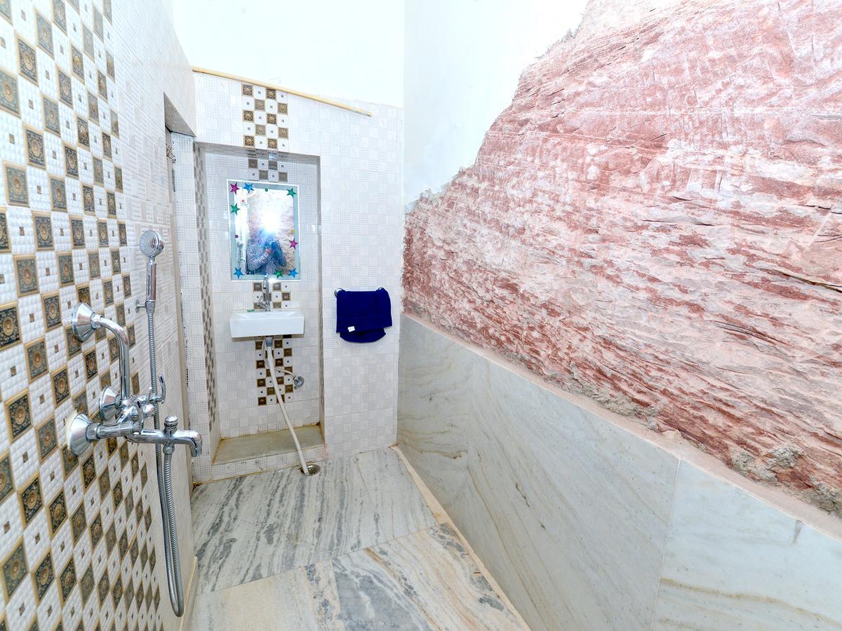 L G Guest House ジョードプル 部屋 写真