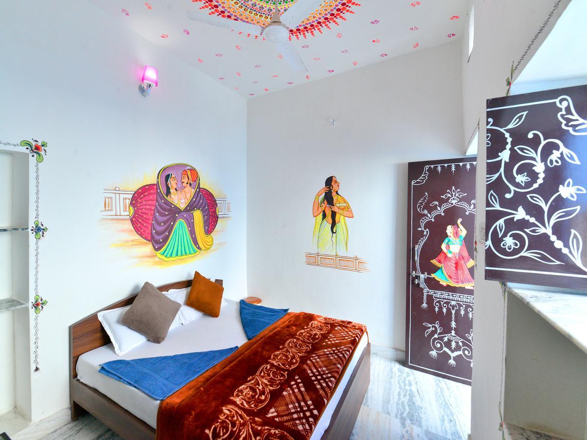 L G Guest House ジョードプル 部屋 写真