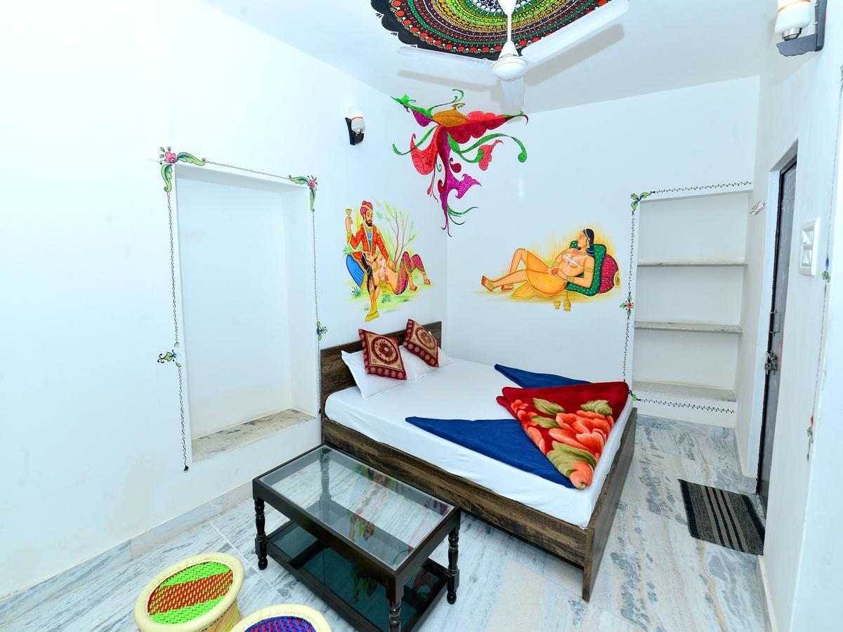 L G Guest House ジョードプル 部屋 写真