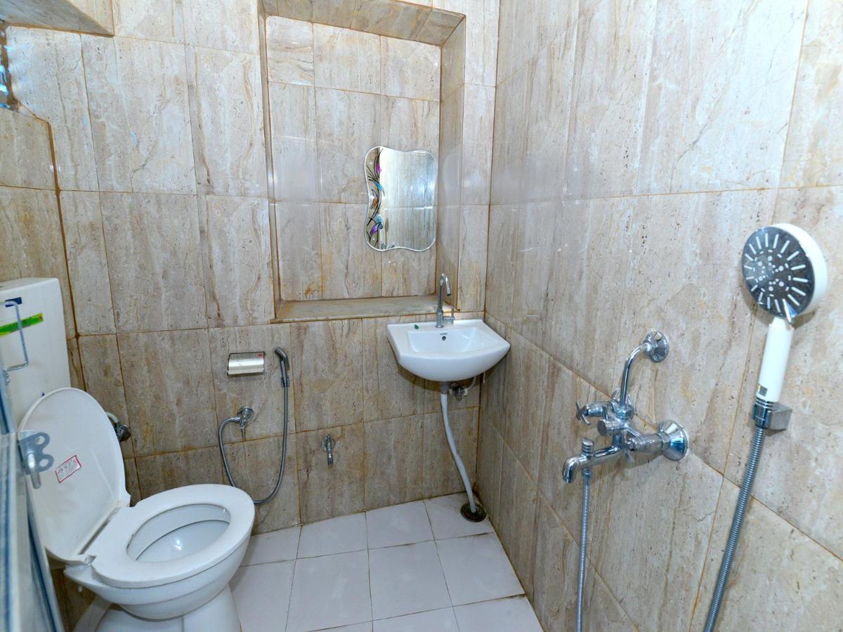 L G Guest House ジョードプル 部屋 写真